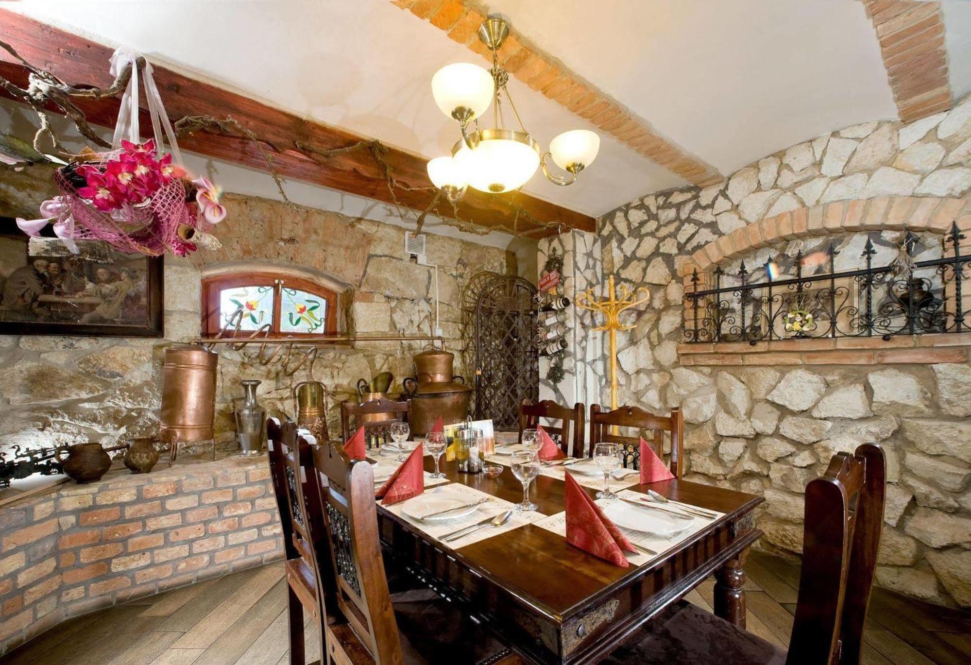 Castle Wellness Resort Sosto Nyíregyháza Zewnętrze zdjęcie